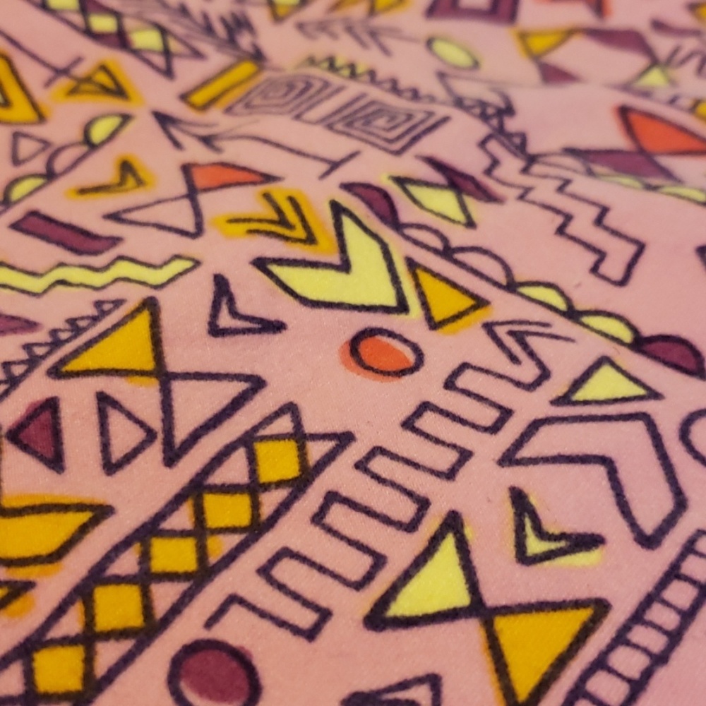 Lularoe OS Aztec Print - Picture 2 of 2